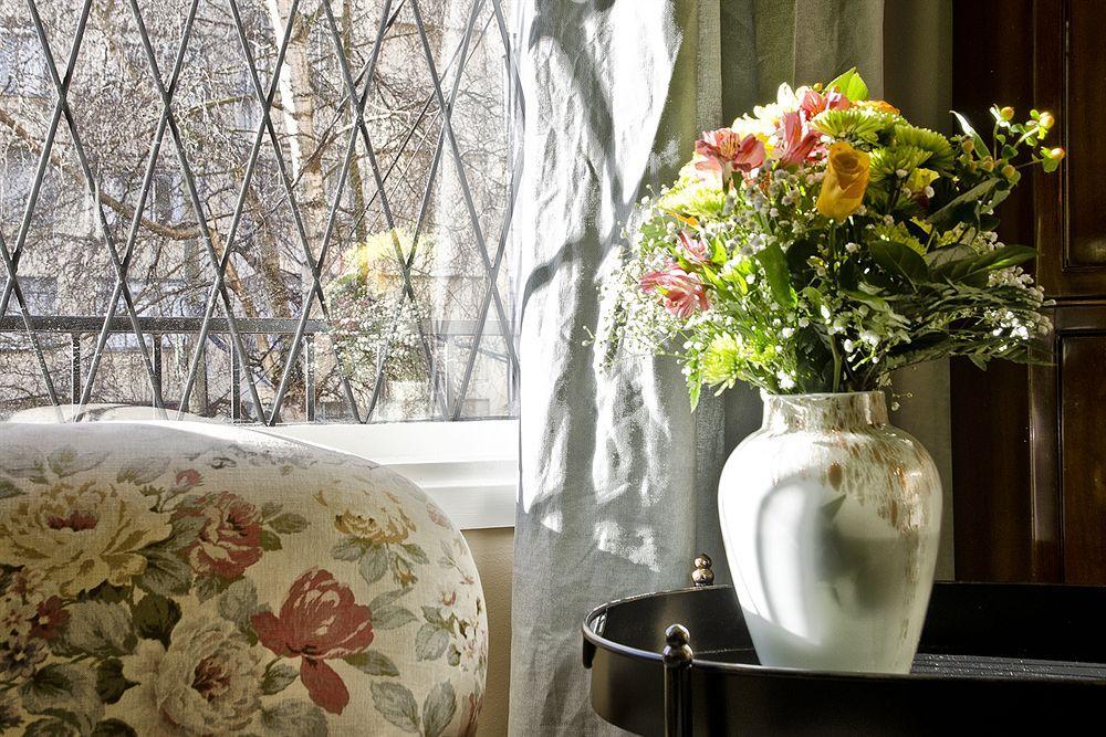 The English Bay Inn Langley Bagian luar foto