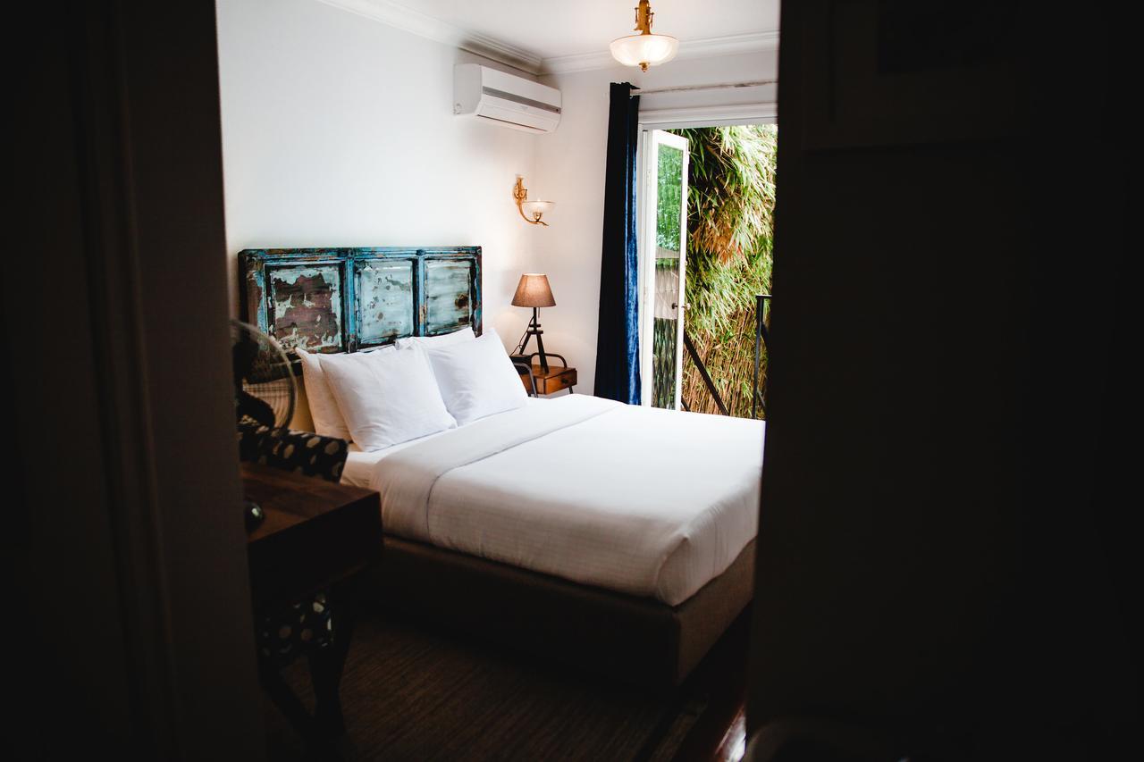 The English Bay Inn Langley Bagian luar foto